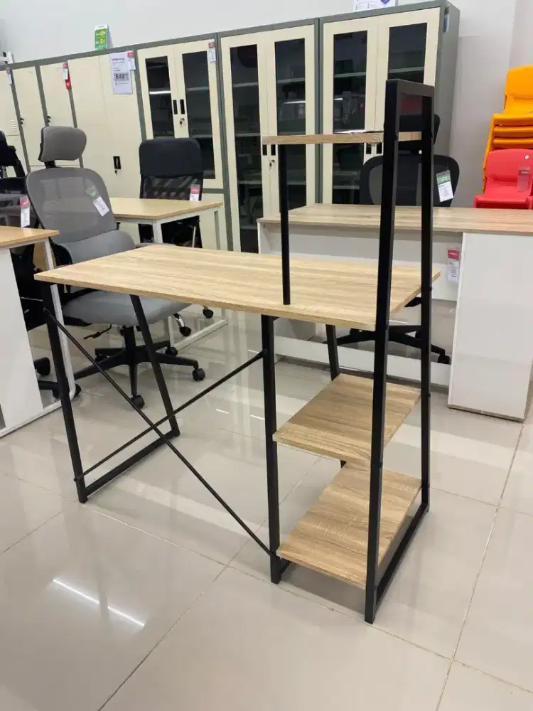Meja belajar fais minimalis
