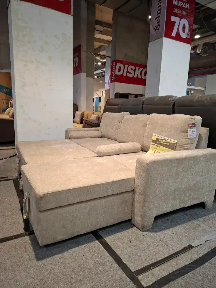 Sofa Spesial display Hanya 1