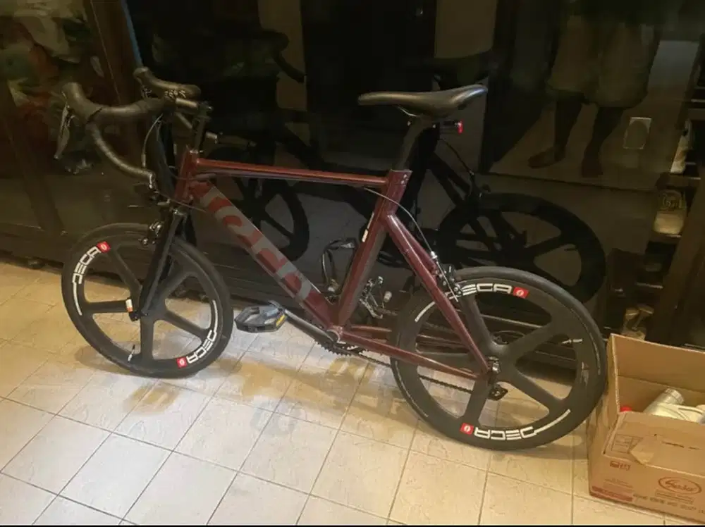 sepeda tern surge wheelset DECA carbon