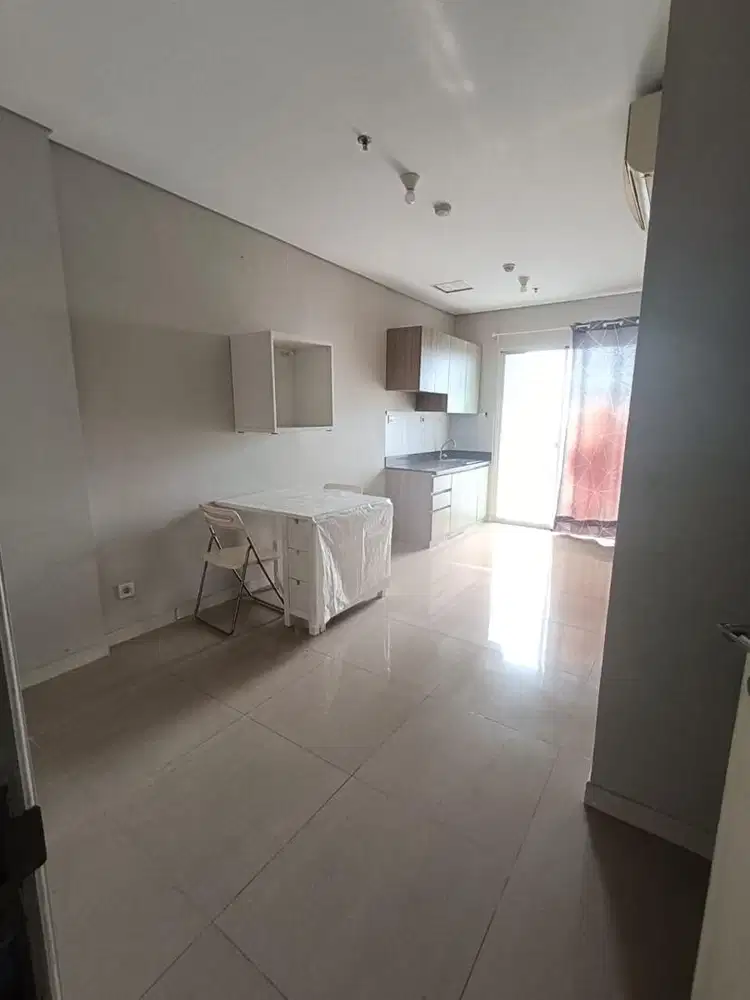 Handover 2BR Unfurnished Apartemen Madison Park