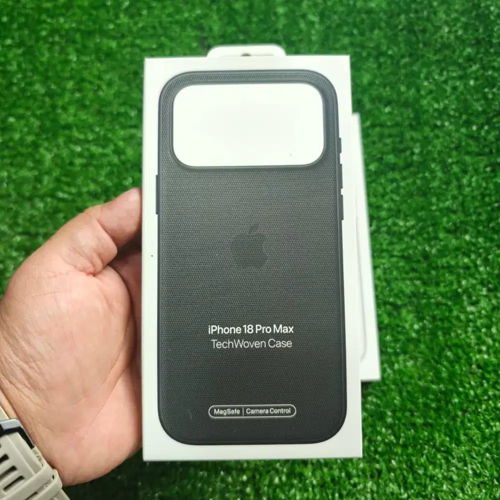 iPhone 18 Pro Max  TechWoven Case  Black Baru Segel