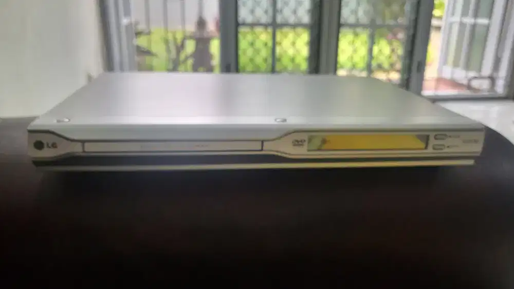 CD DVD Player
Merk LG - Mati total