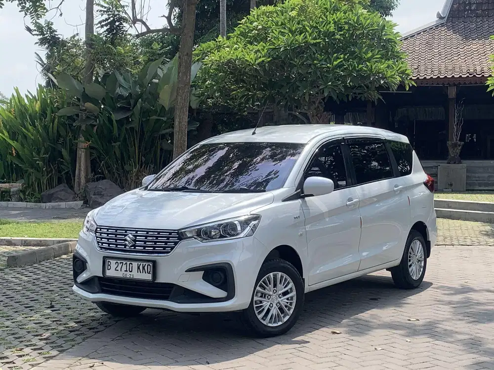 Suzuki Ertiga GL Matic 2018 Istimewa Low KM Service Record
