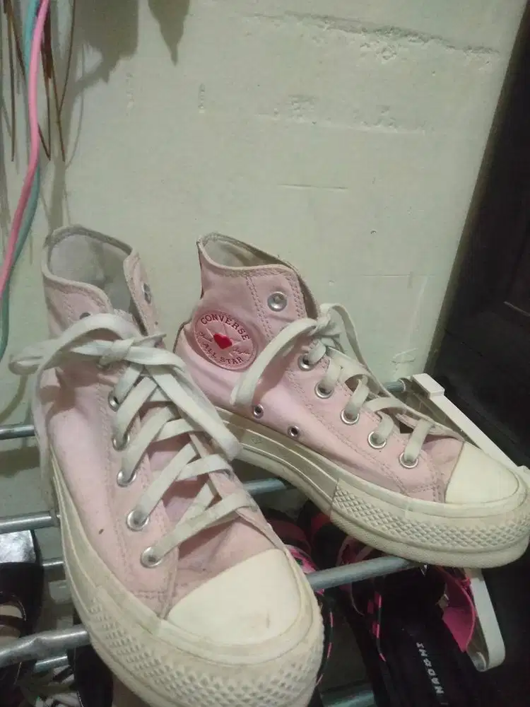 Preloved Vans Converse dan Nike