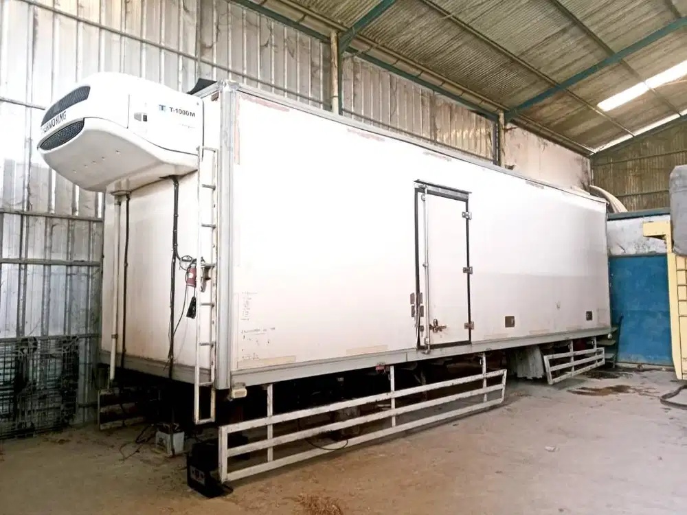 Box Freezer Ac Thermoking T-1000M Engkel 4x2 Isuzu Giga box pendingin