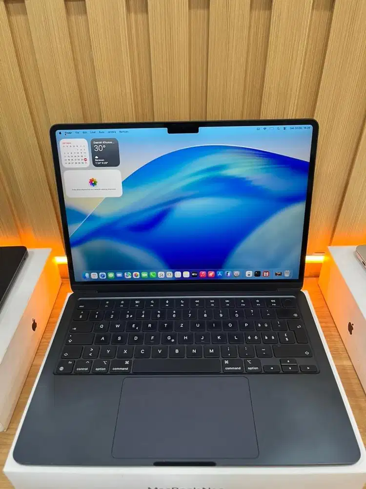 Macbook Air M2 2022 16/1TB 13inch