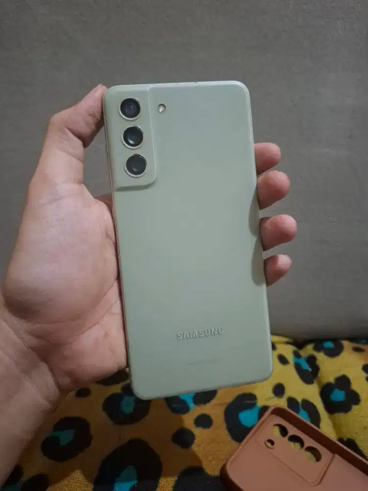 Samsung Galaxy S21 FE 5G 8/256GB Minus Sein Indonesia