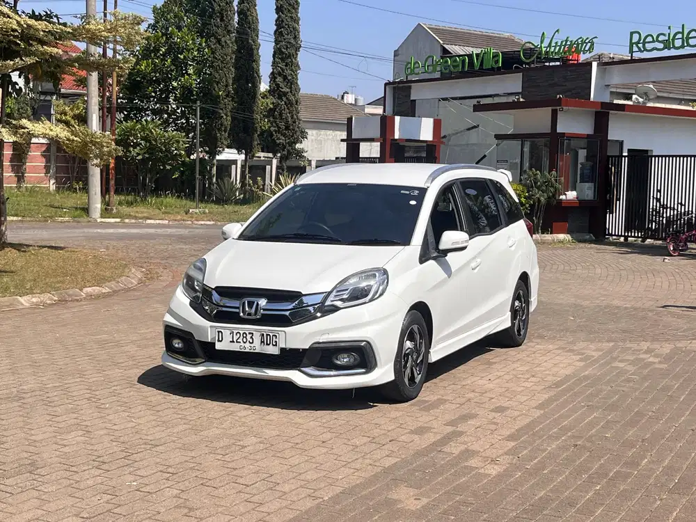 HONDA MOBILIO RS 2015 MATIC Dp 5 juta