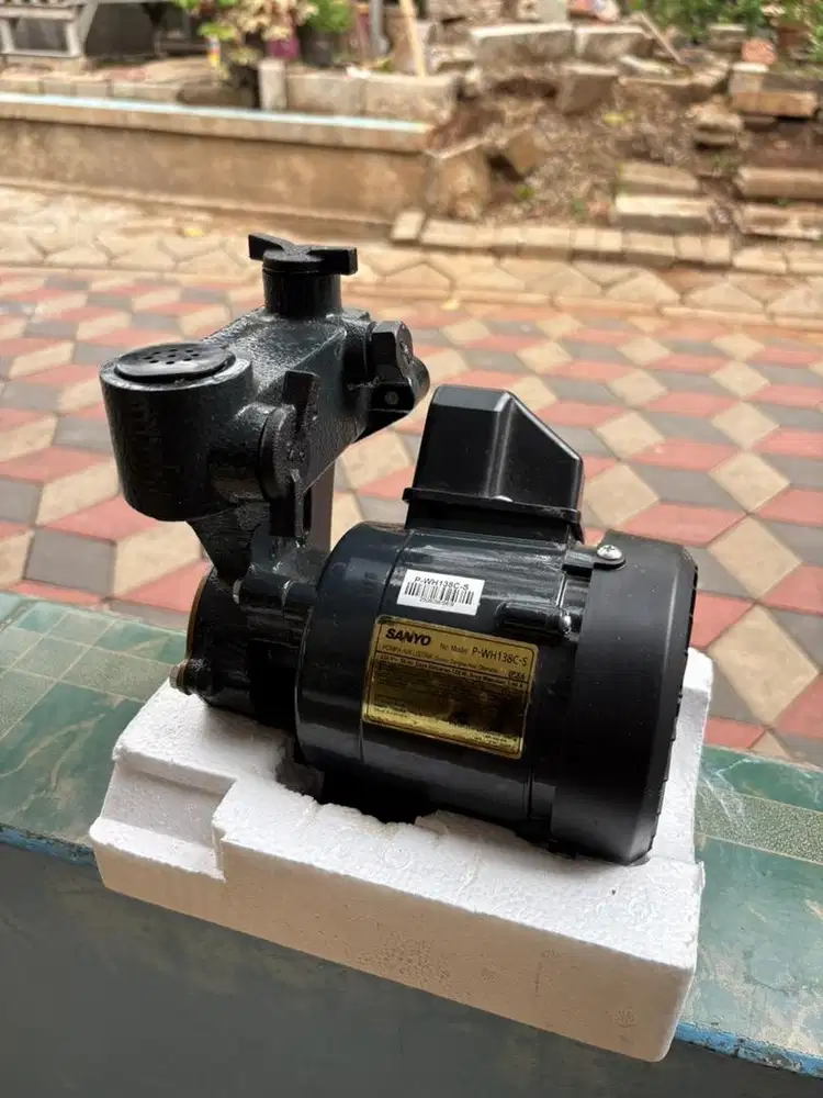 Mesin air sanyo P-WH138C-S