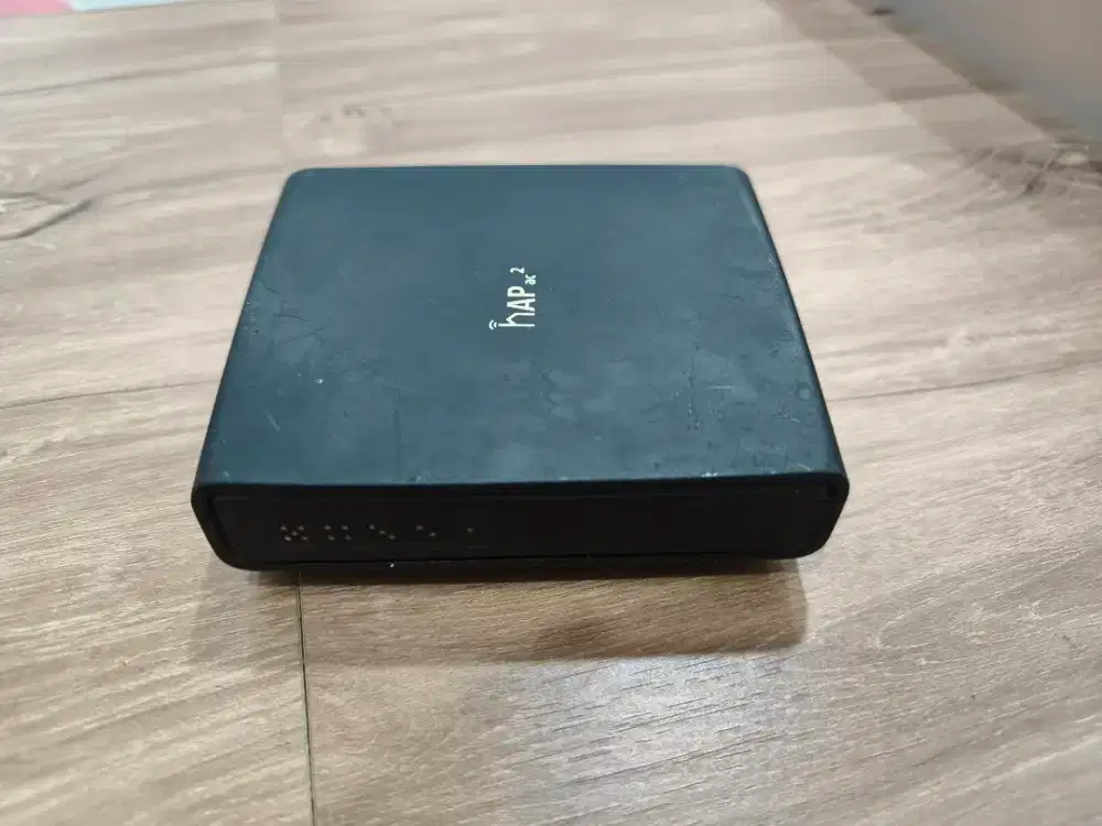 Jual Jual router/hub Mikrotik HAP AC2 bekas