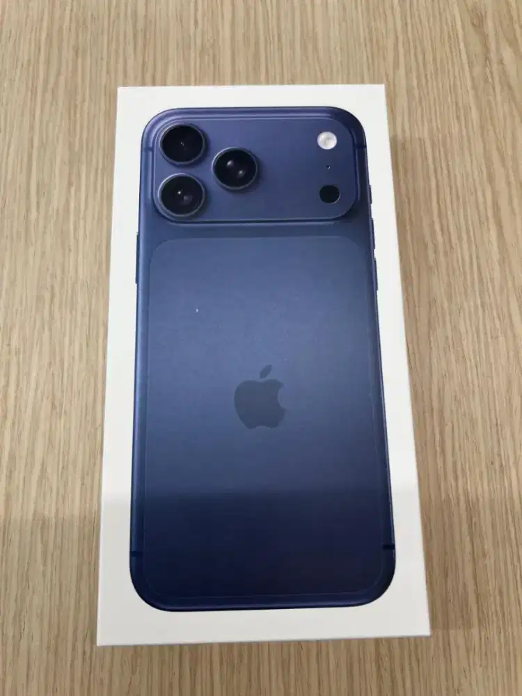 Iphone 17 promax 256 Gb blue