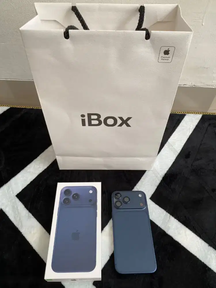 Iphone 17 promax 256 Gb blue