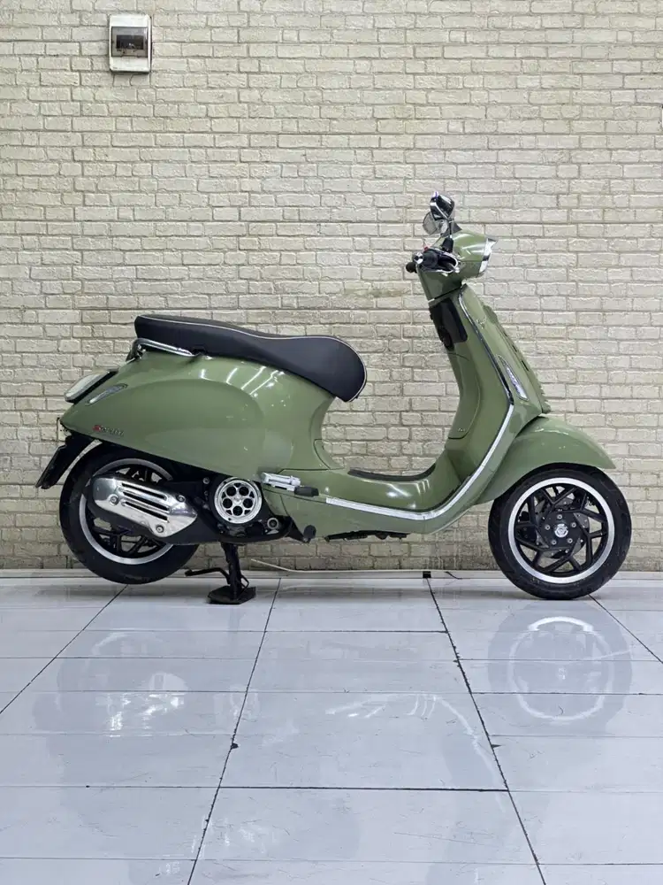 TERFAVORIT‼️ Vespa Sprint 150 ABS 2024 Green Tenace - Mustika Motoshop