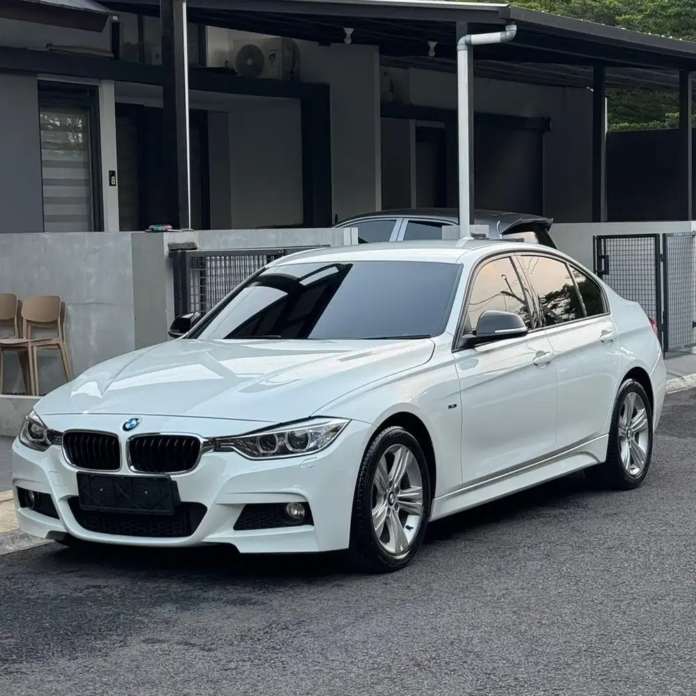 BMW F30 320i Sport Low odo 20rb 2015
