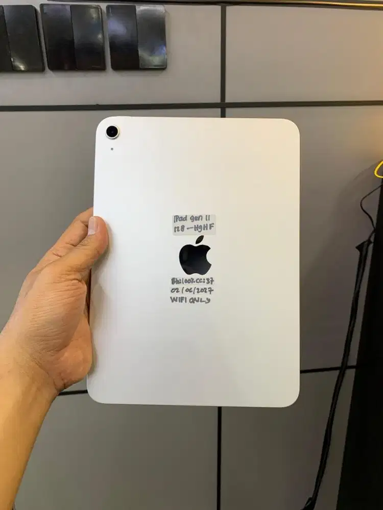 Ipad Gen 11 128 Gb Silver Masih Garansi panjang