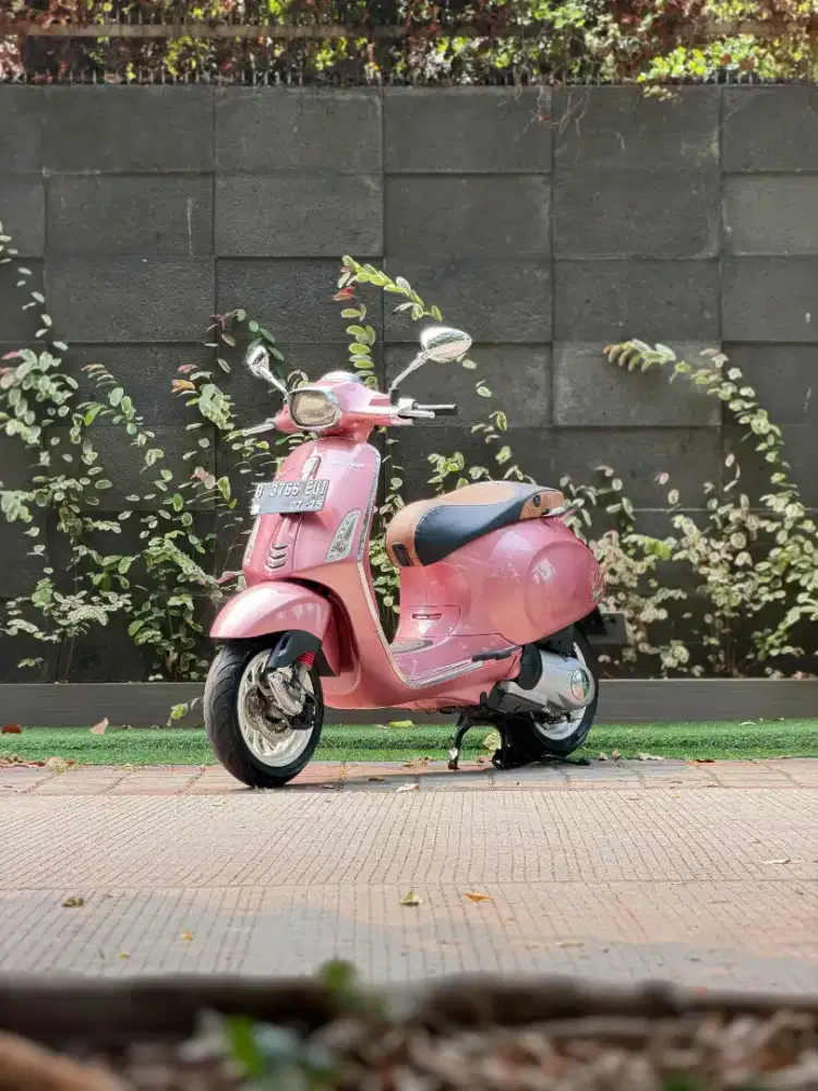 DIJUAL PIAGGIO VESPA SPRINT 150 3V TAHUN 2014 PERFECT CONDITION