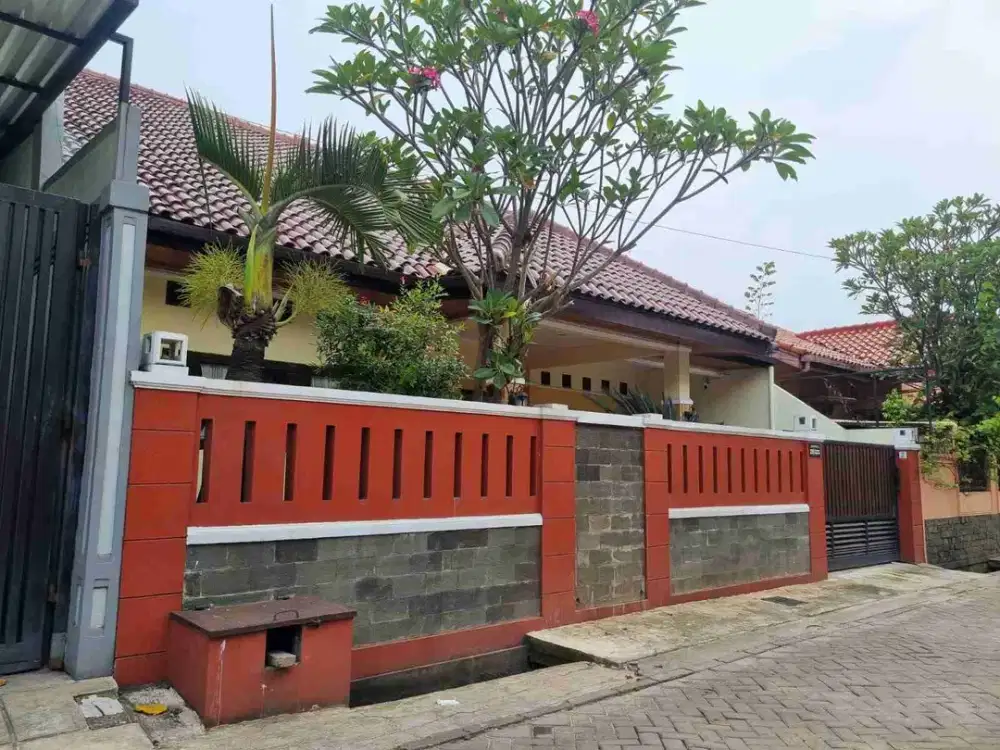 Rumah Rapih Siap Huni Di Perum Taman Asri Cipadu Tangerang