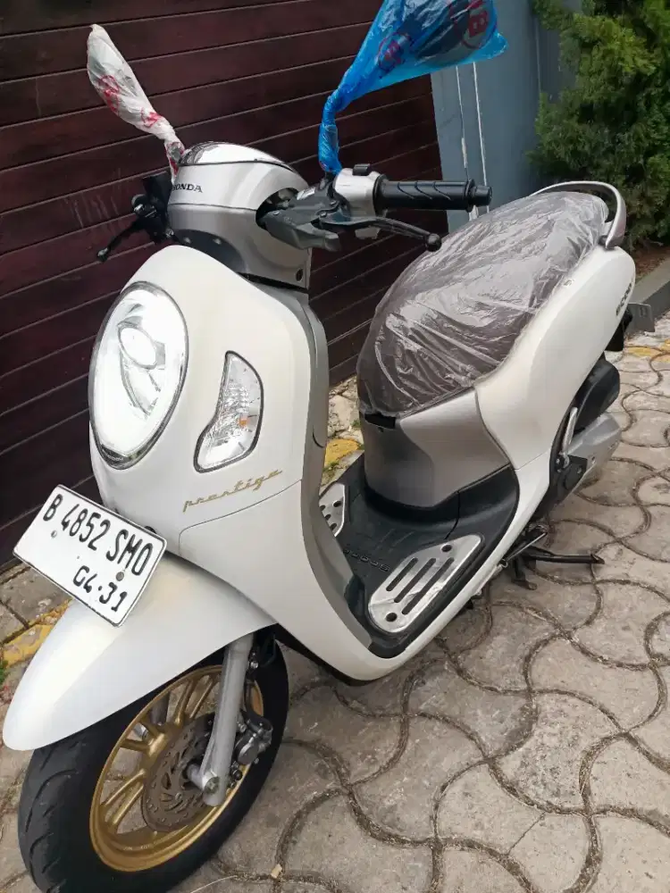 DIJUAL CEPAT HONDA SCOOPY KYLESS PRESTIGE