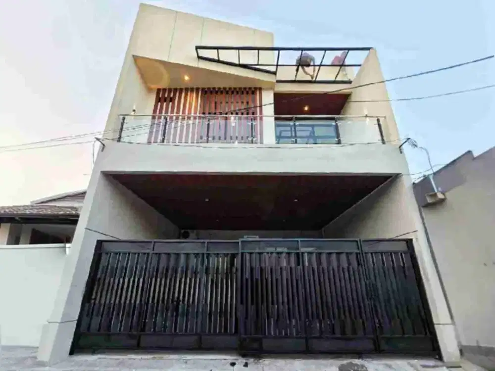Dijual Rumah Baru Ada Roftop Babatan Pantai Dekat Annyeong, Mulyorejo Surabaya