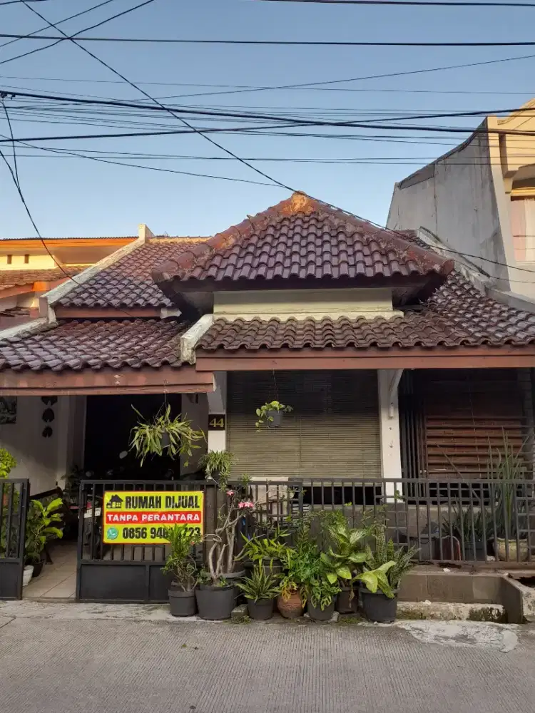 JUAL Rumah 2 Lt Perumnas Karawaci Tangerang sangat strategis