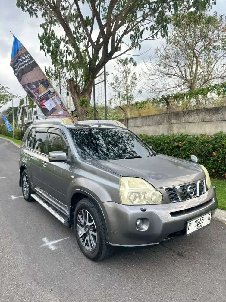 Nissan X-Trail 2011 Bensin