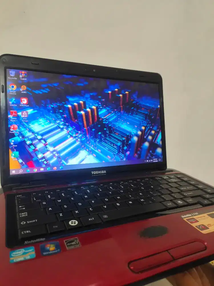 Laptop Toshiba Second Intel i3 Ram 8/512