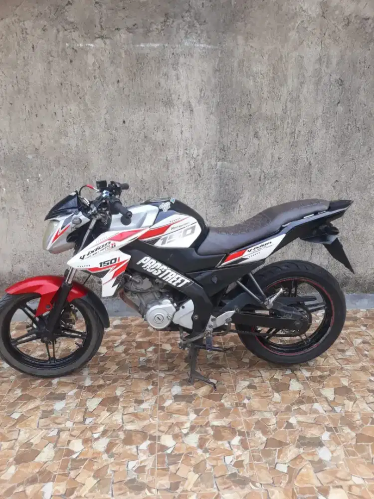 Yamaha vixion 2014.srt lengkap.pjak 2026.B Bekasi 2030