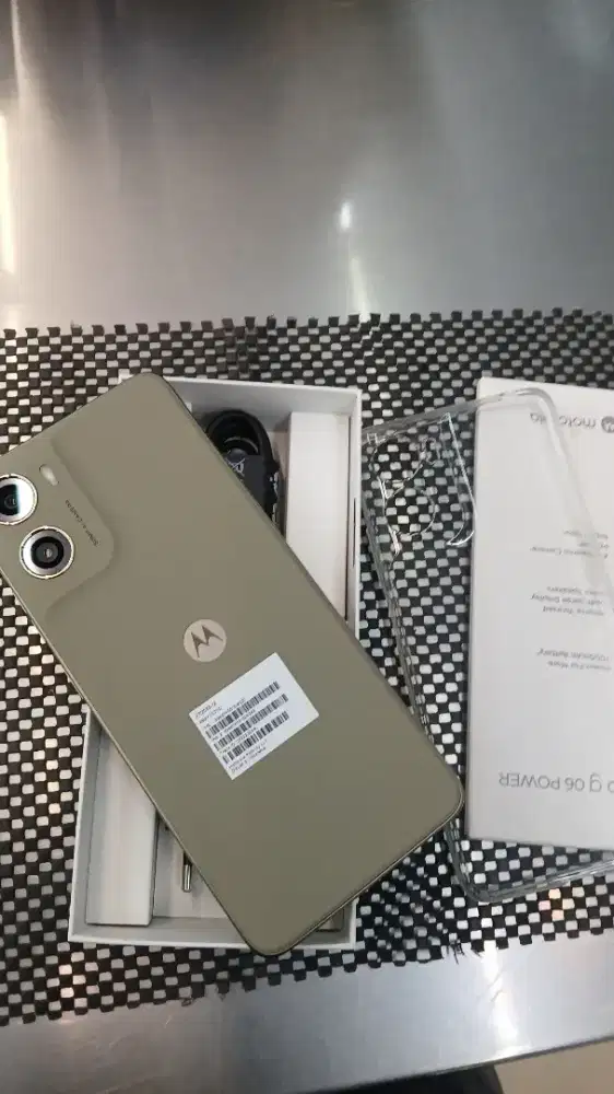 MOTOROLA G06 POWER PANTONE LAUREL OAK