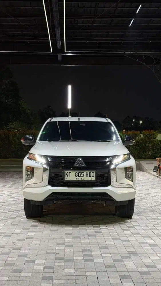 Mitsubishi Triton Ultimate 4x4 2023 Diesel