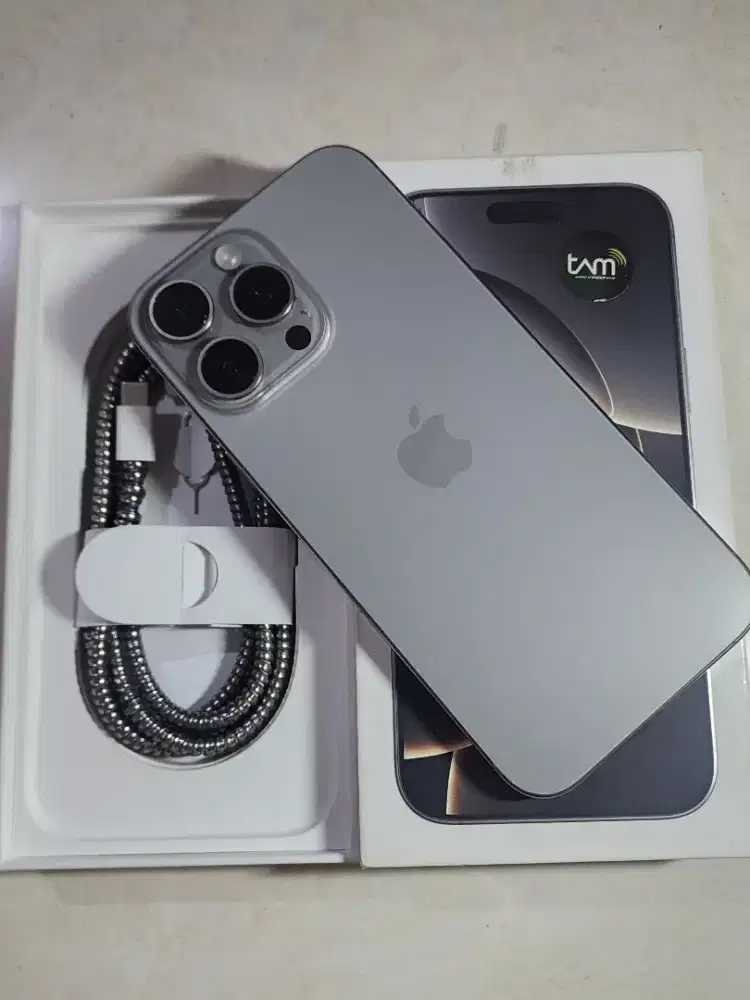IPhone 16 Pro Max 256Gb IBOX, warna Natural , 99,9% Mulus (BH: 97%)