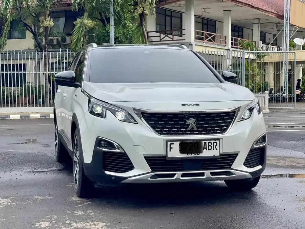 DIJUAL CEPAT TERMURAH PEUGEOUT 5008 GT LINE 2019 pakai 2020