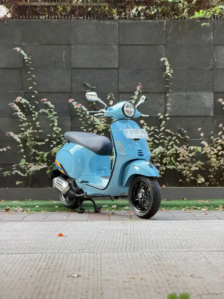 VESPA PRIMAVERA S NEW MODEL 150 IGET ABS LED TH 2024 PERFECT CONDITION