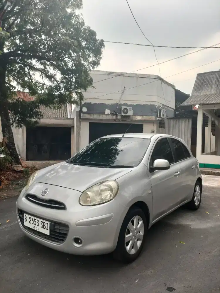Nissan March Manual 2011