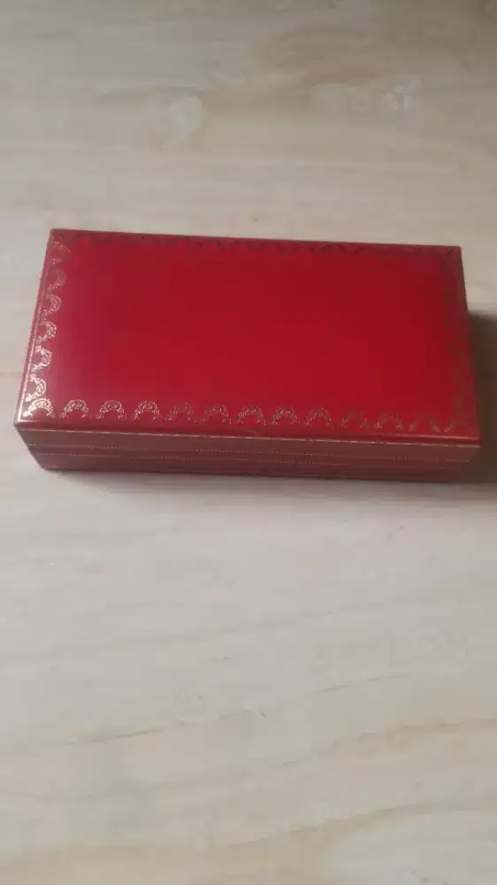 Box kacamata cartier original 100%