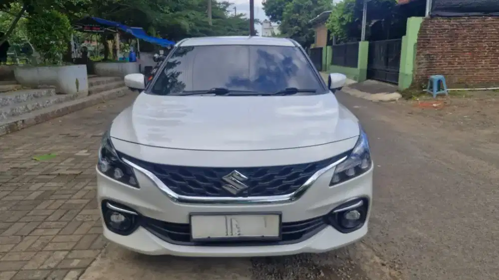 Suzuki Baleno Hatchback AT 2024