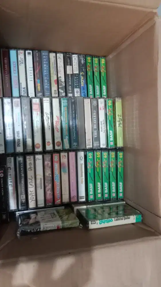 Obral kaset pitak jadul ada seratusan plus