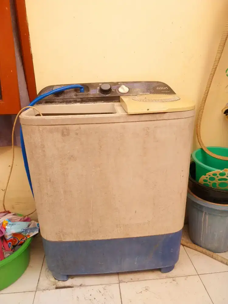 Mesin cuci aqua 2tabung