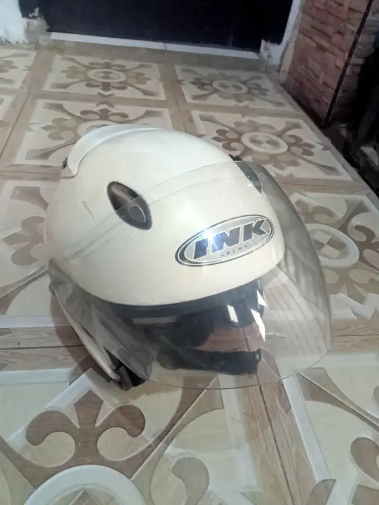Helm INK PUTIH BAGUS BENING