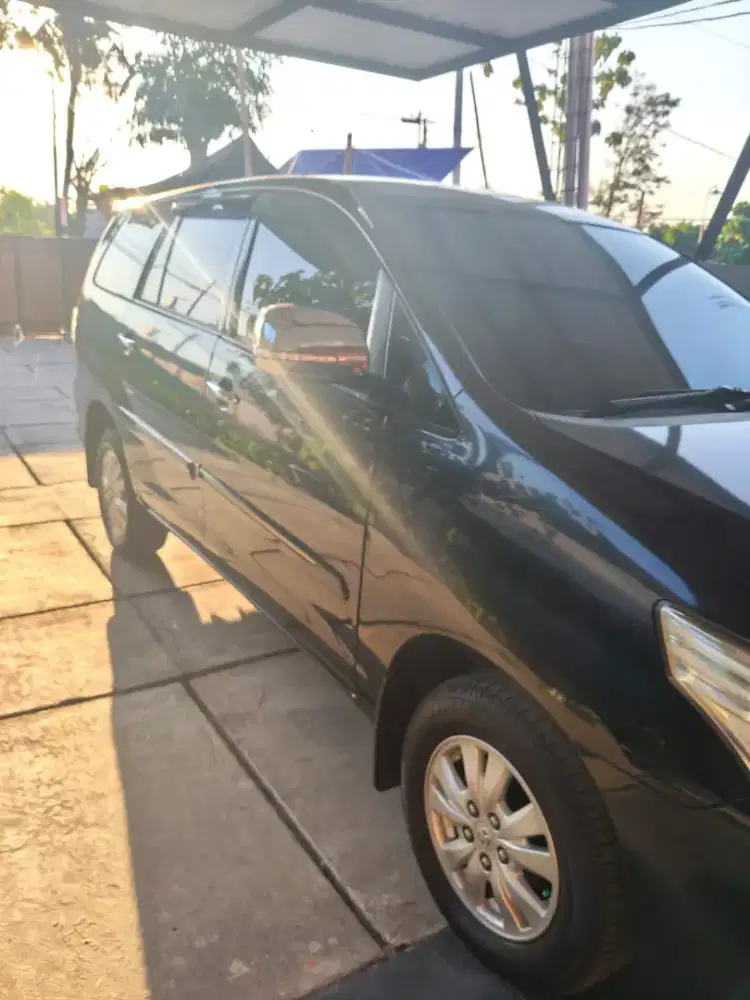 Jual innova hitam manual 2013