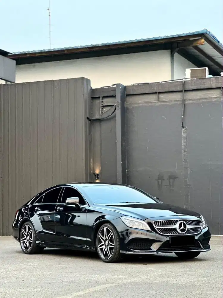 MERCEDES CLS 400 AMG LOW KM ANTIKK