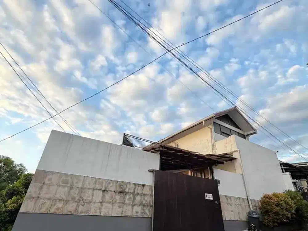 dijual rumah  Hunian Klasik Modern siap huni  di Jantung Nusa Dua