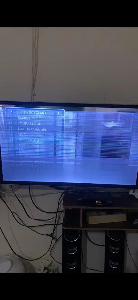 Tv Led Polytron 24inchi