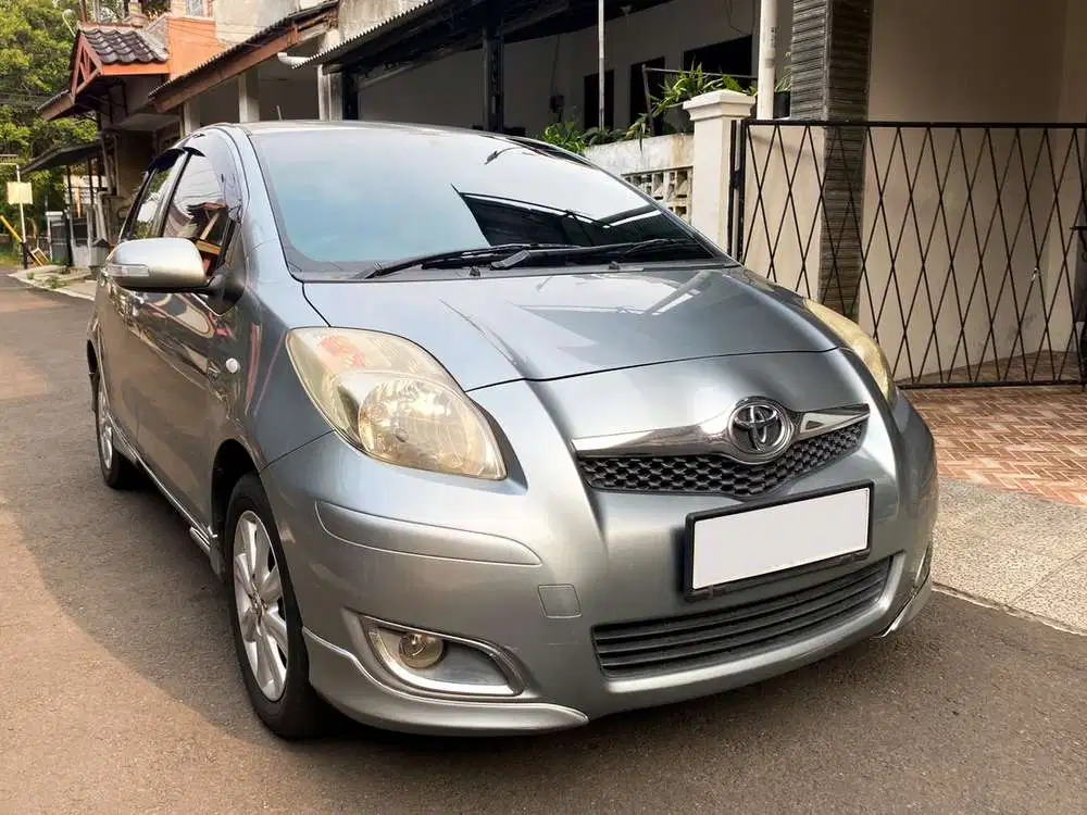 Toyota Yaris 2010 Bensin