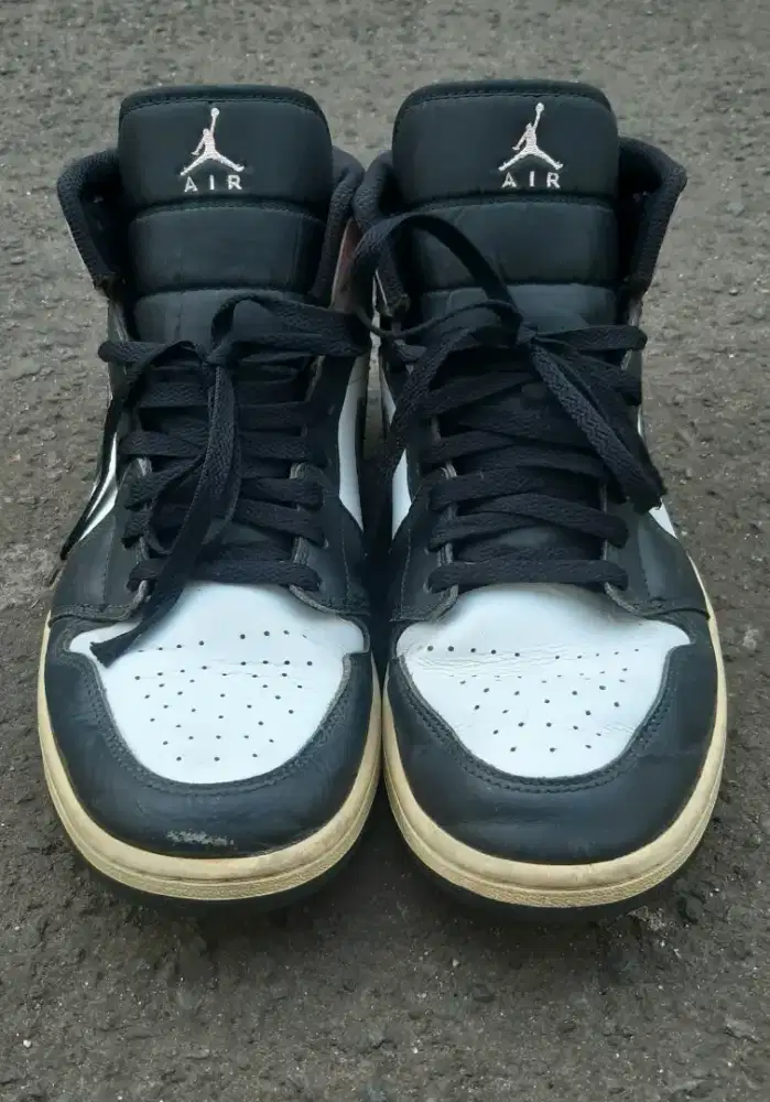 SEPATU OLAHRAGA NIKE AIR JORDAN 1 ORIGINAL 46