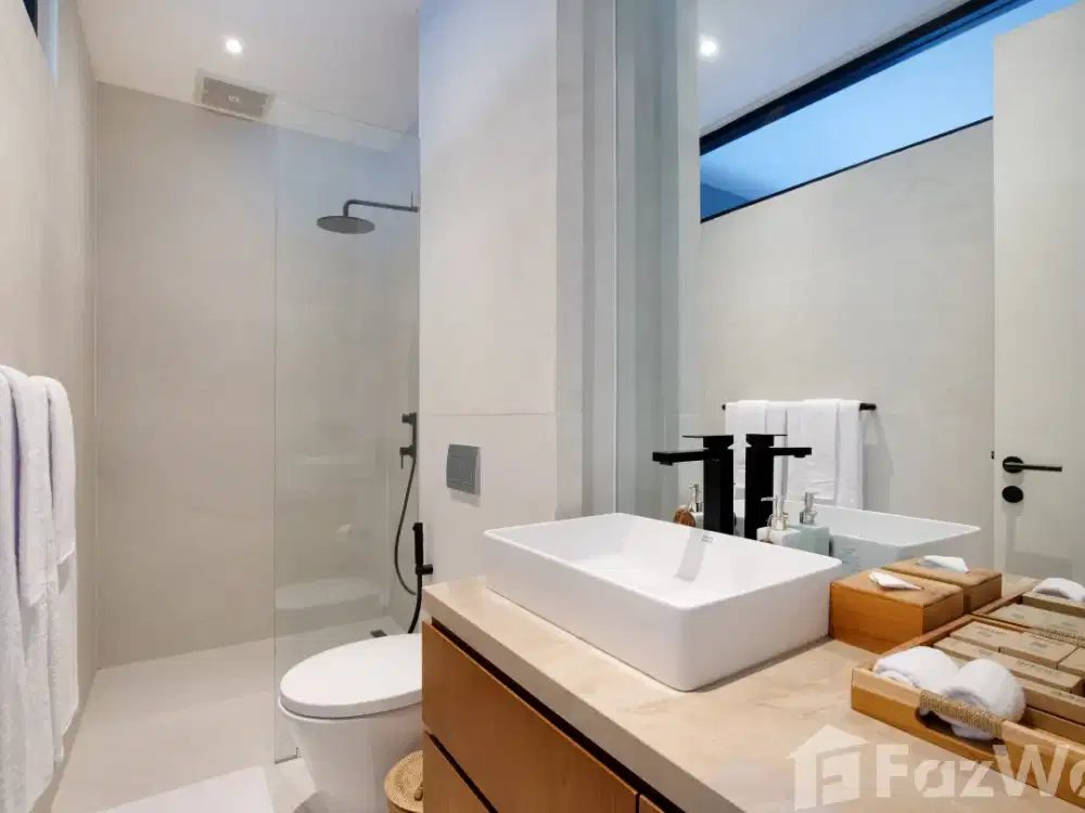 2 Bedroom Townhouse for sale at Oasis 2 by Breig