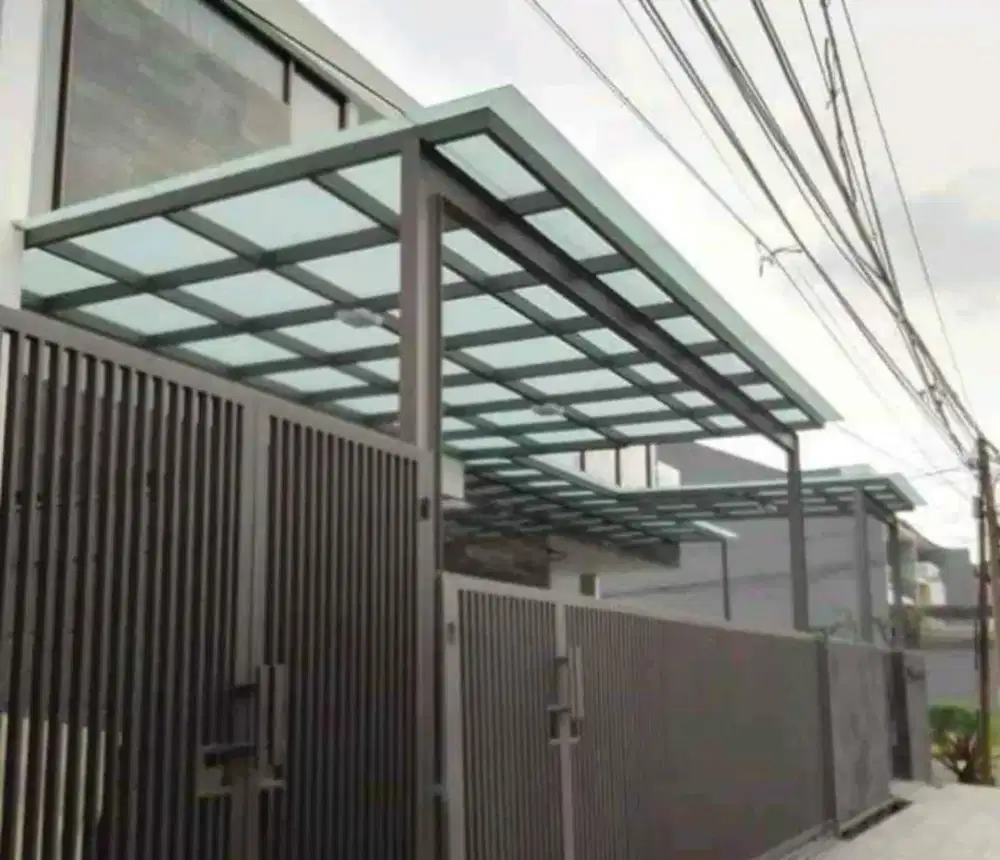 Pemasangan atap kaca
