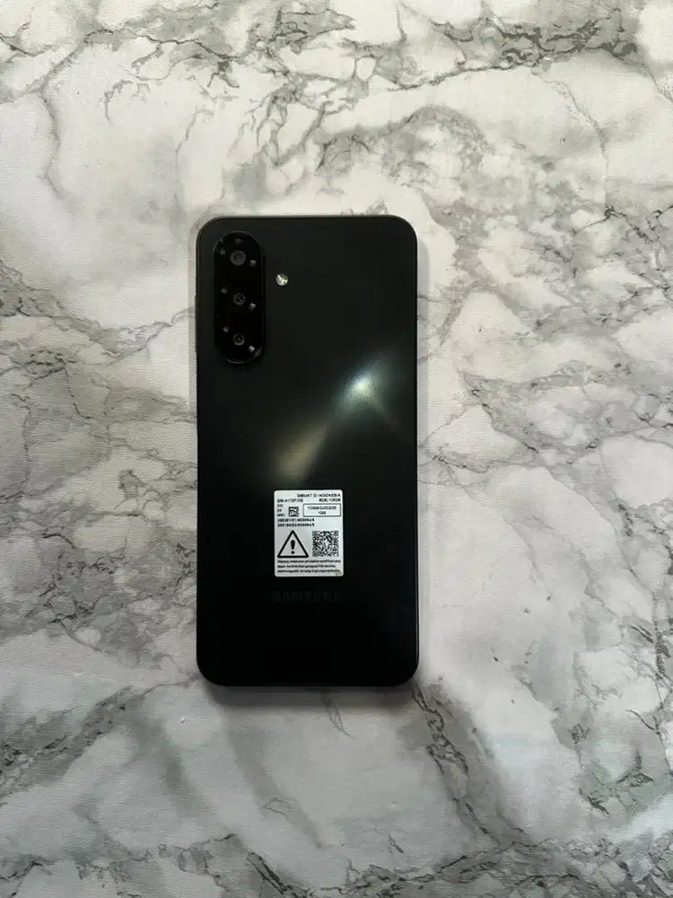 SAMSUNG A17 RAM 8/128 MULUS