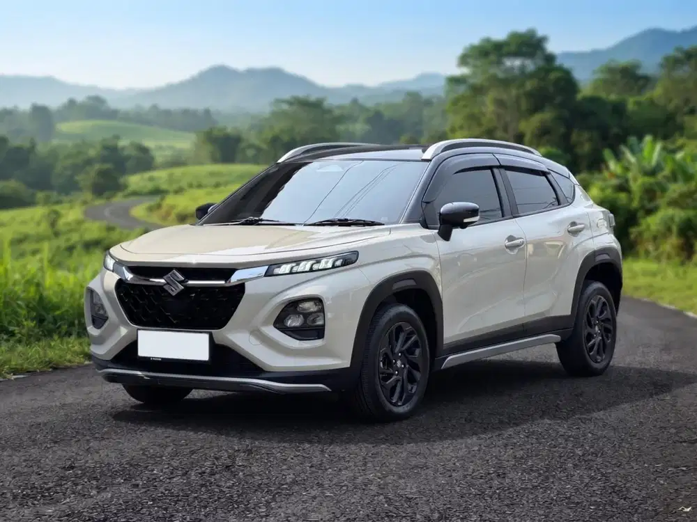 Suzuki Fronx 1.5 SGX Hybrid At 2025 km +/- 9.000