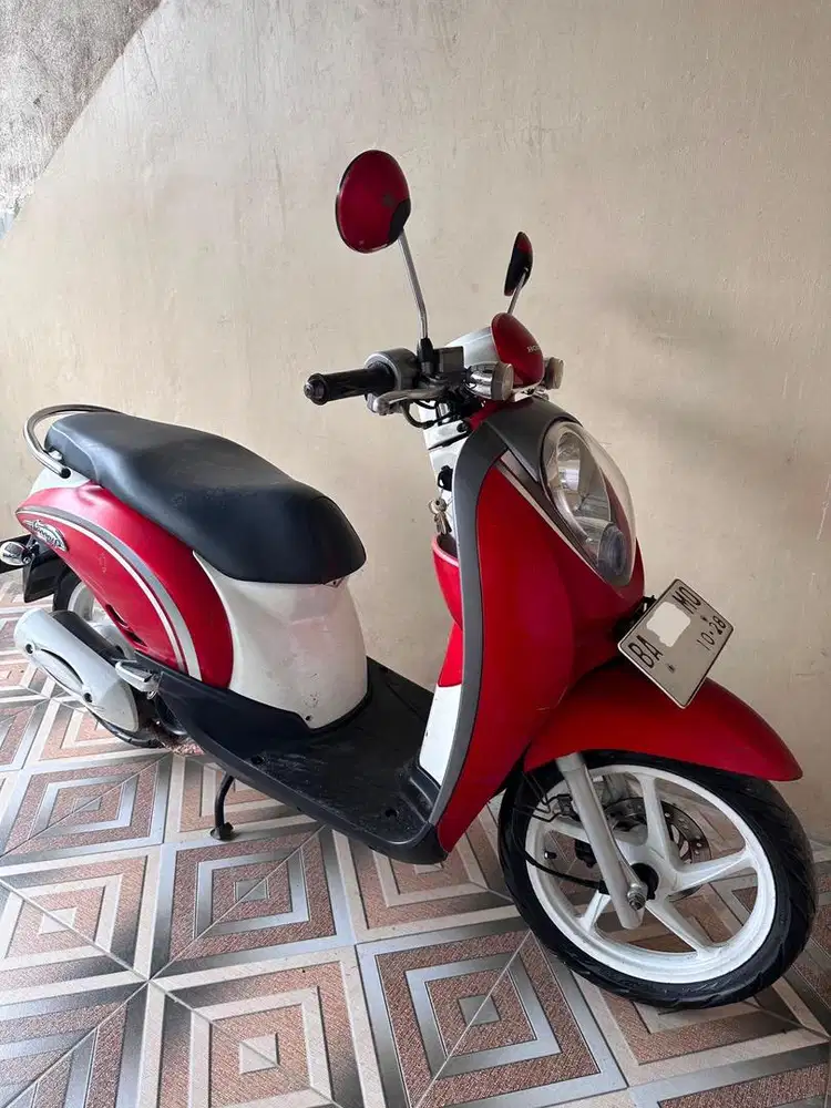 Honda 12Scoopy Karbu Tahun 2012