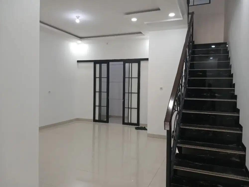 Rumah Baru 2Lantai di Venus Metro Margahayu Kota Bandung